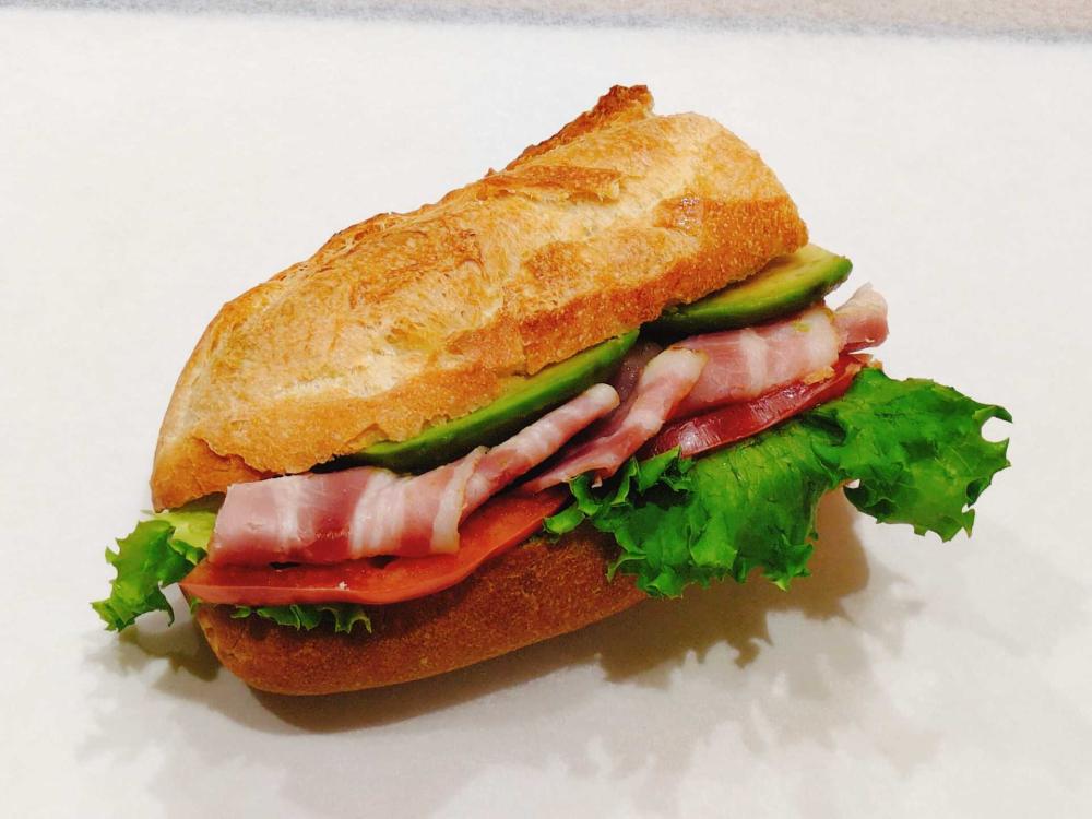 アボカドBLT